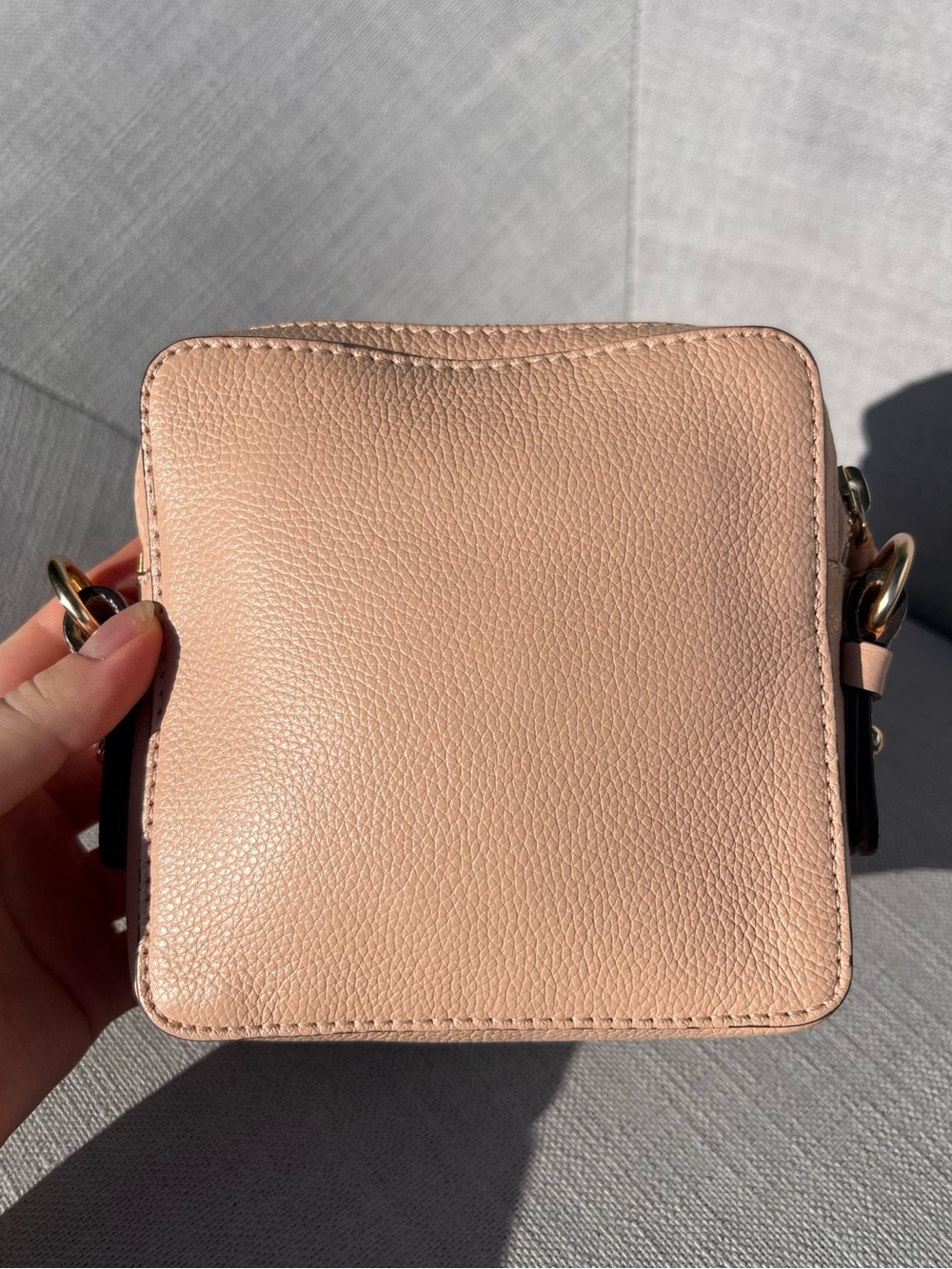 SEE BY CHLOÉ
Joan light pink grainy camera bag - Picture 4 of 11